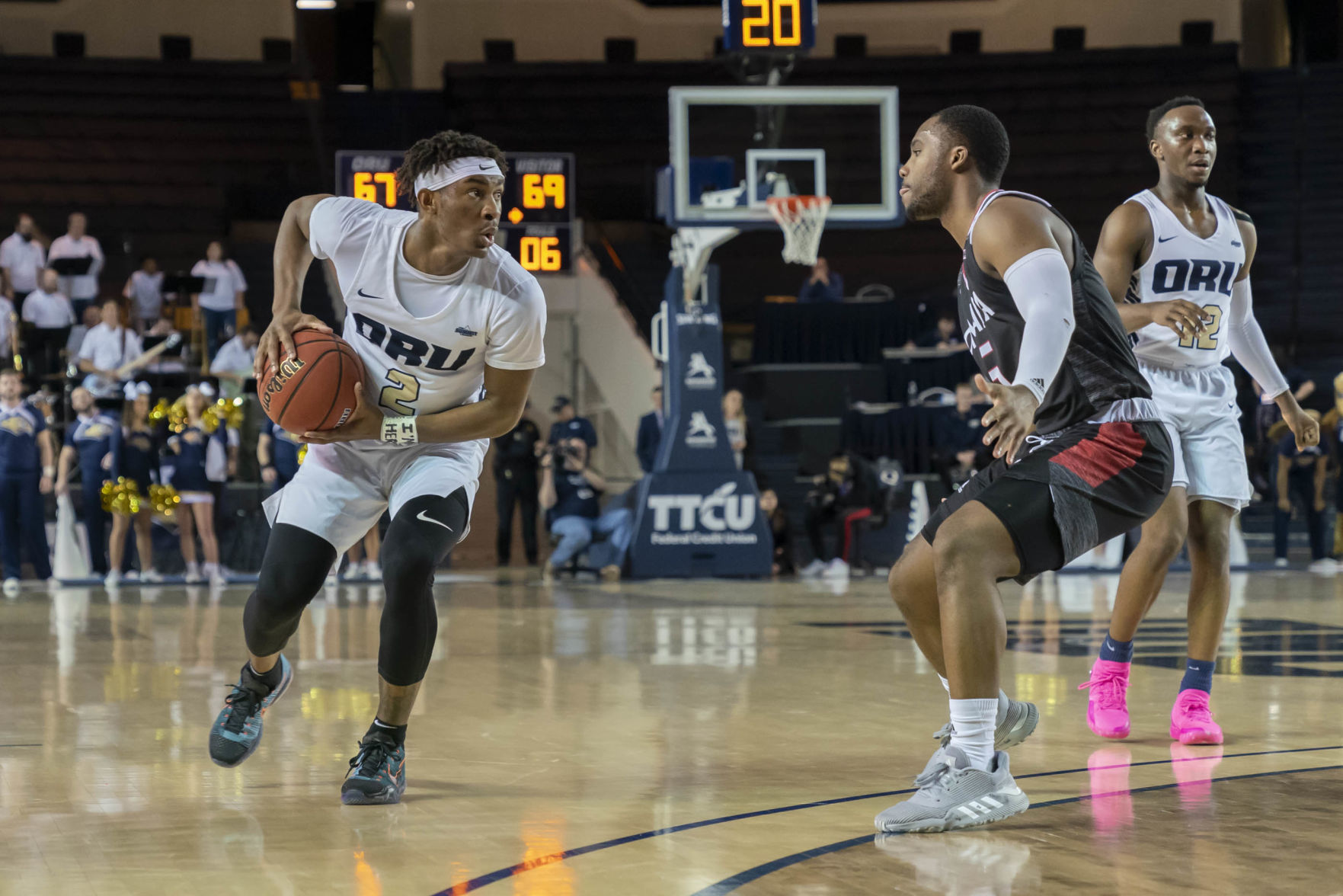 Oral Roberts University faces Omaha - Men's Basketball